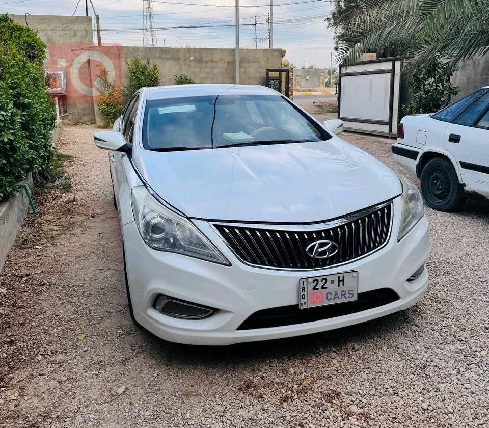 هيونداي أزيرا